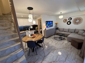 saloni-01.jpg