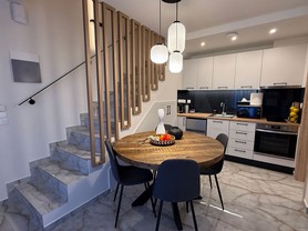 saloni-03.jpg
